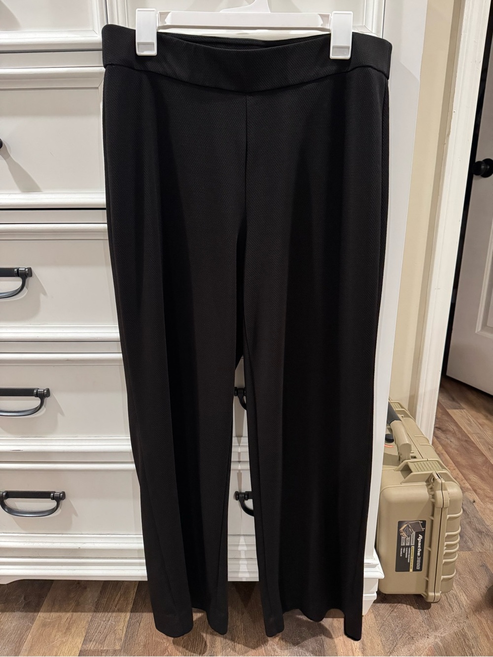 Dana Buchman Black Wide-Leg Pants